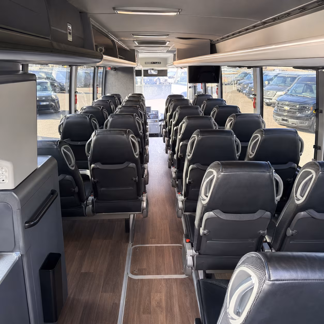 charter buses to the rock and roll hall of fame and cleveland museums