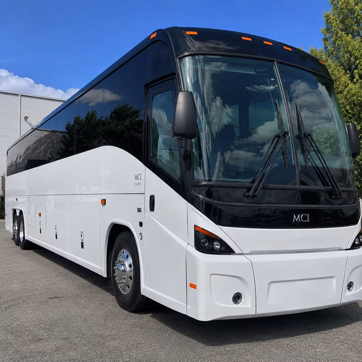 cleveland hopkins international airport cle shuttle buses from youngstown
