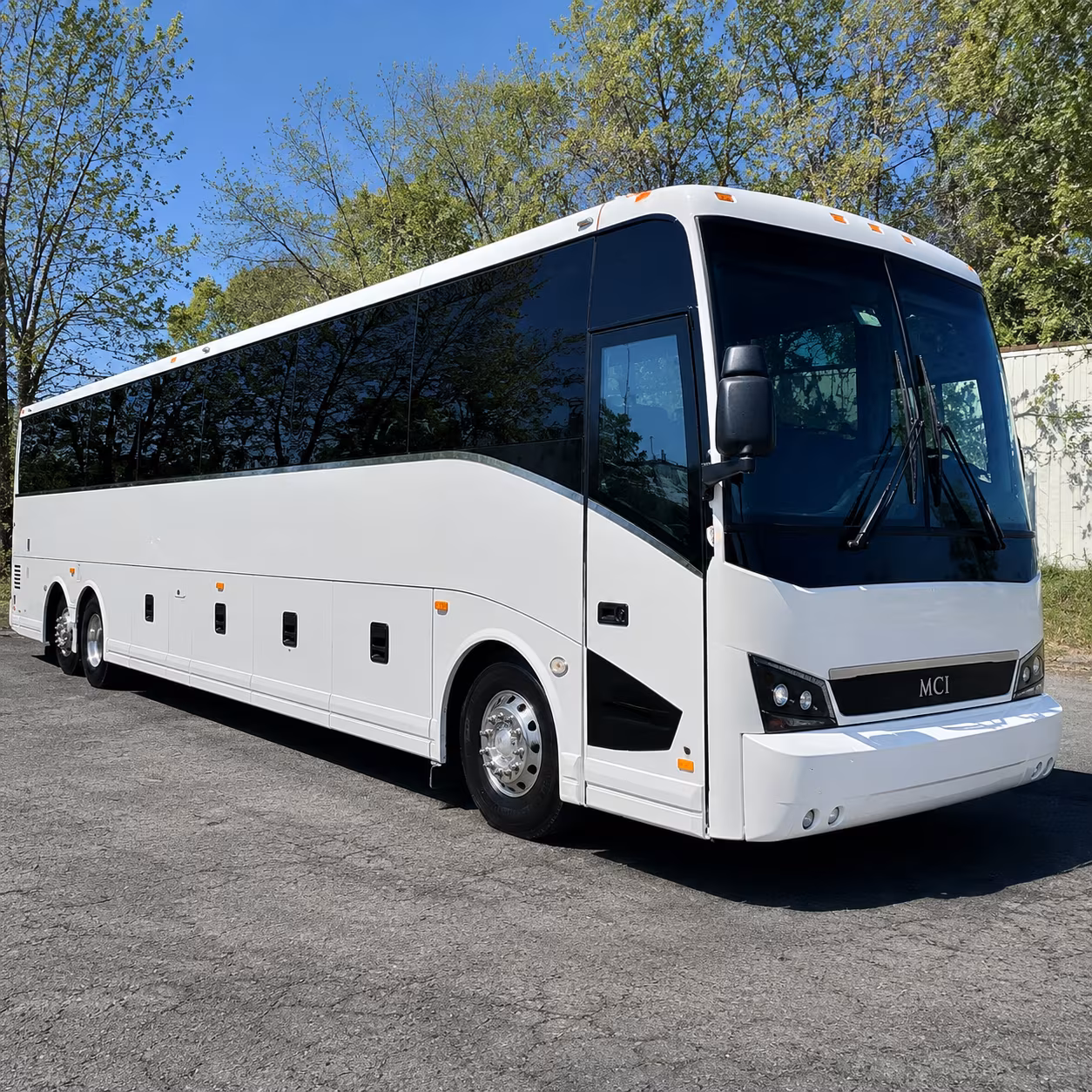 for easy shuttles between youngstown hotels and the covelli centre