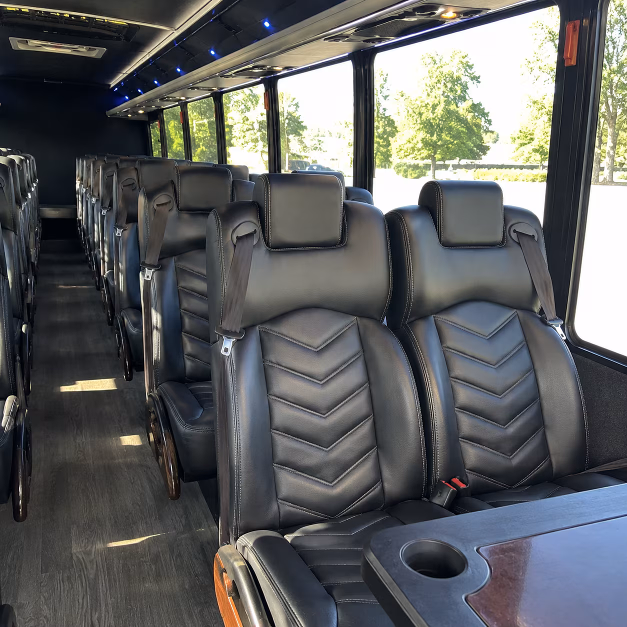 get a minibus for outdoor ceremony venues inside mill creek metroparks