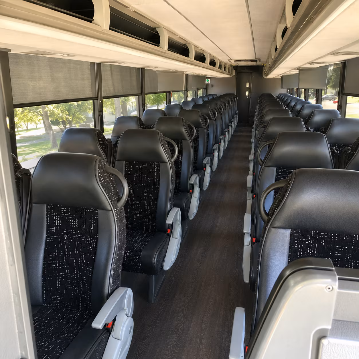 how the distance and duration of your trip affect charter bus rates in youngstown